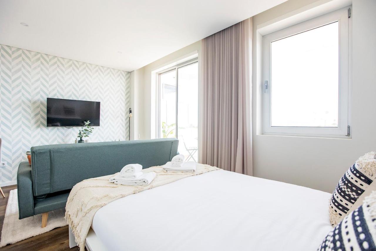 Elegant Studio W/ Ac & Balcony By Lovelystay OOporto Exterior foto